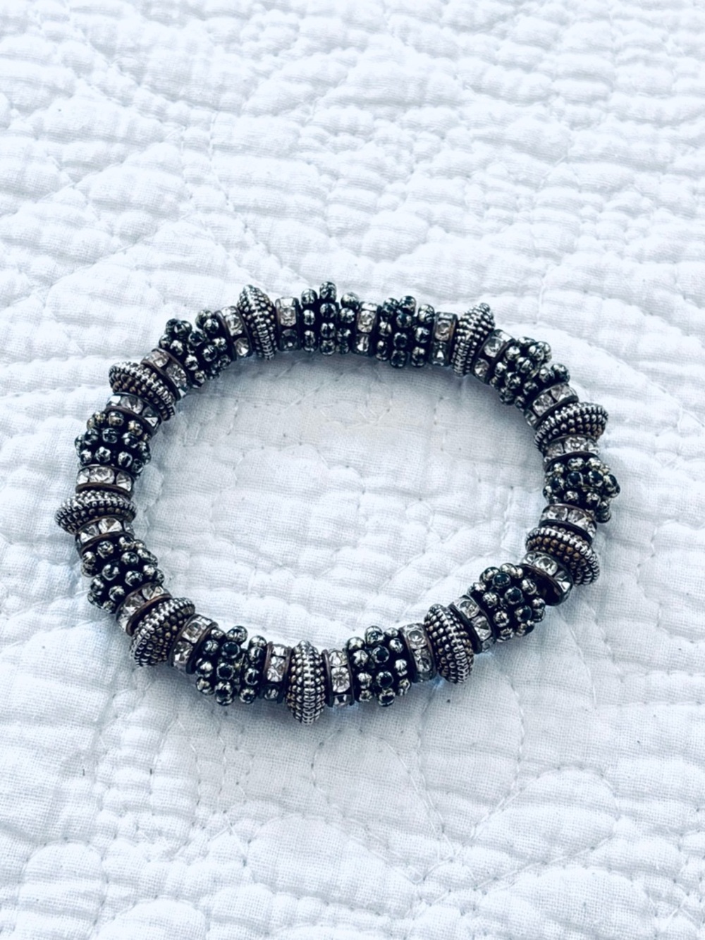 ❗️Vanderbilt University Silver-Tone Beaded Stretch Bracelet black & gold